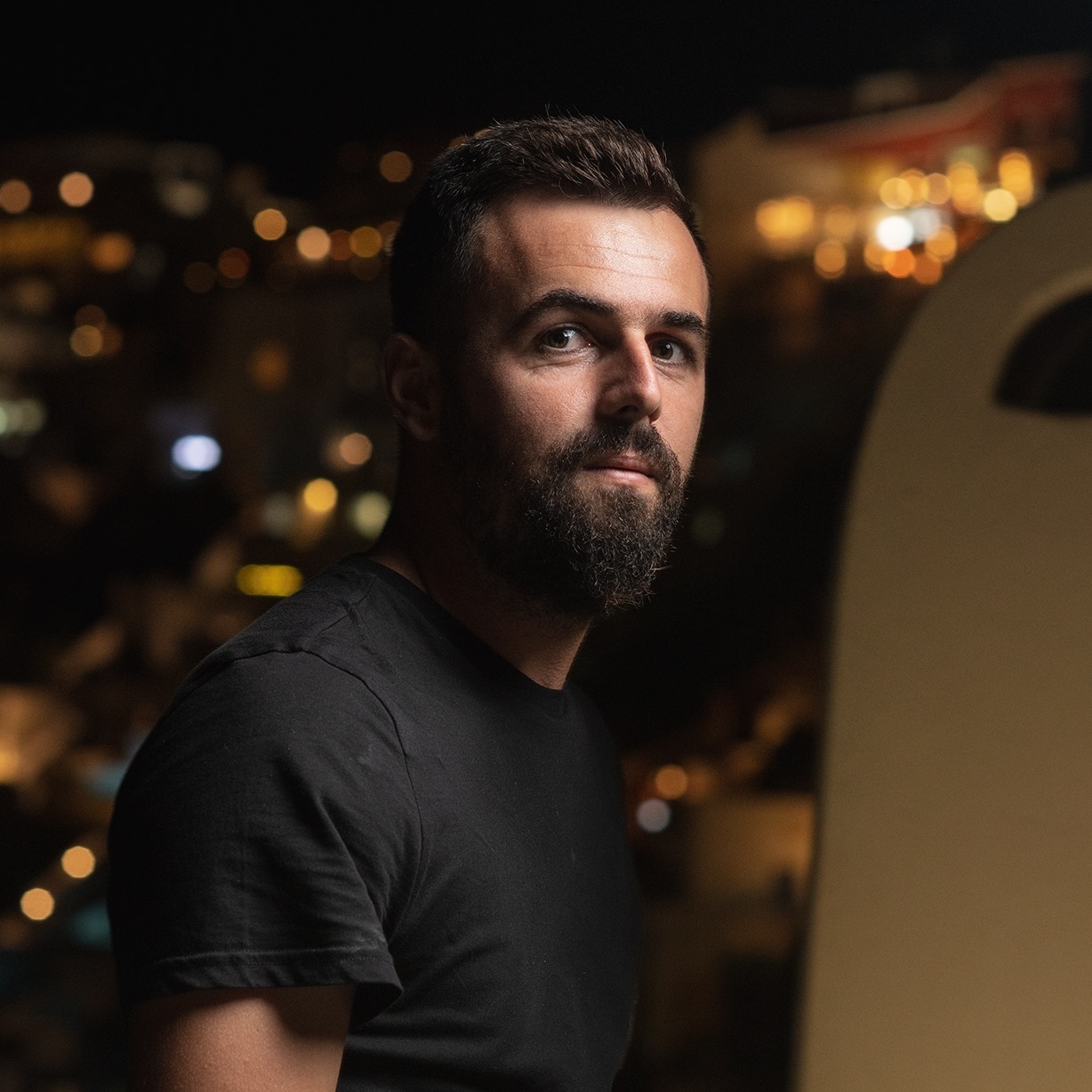 Photowalk in Santorini - Best Santorini Photographer for Flying Dresses, Wedding, Proposal - Photoshoot in Santorini Best Santorini Photographer - Photowalk in Santorini - Gerald Hazizi Photowalkin Santorini - Best Photographer in Santorini for Wedding, Sunrise Shooting, Proposal, Flying Dresses - Photoshoot in Santorini